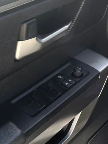2023 Toyota Tundra 4WD – 5TFLA5DB0PX096684 – dariautosales (8)