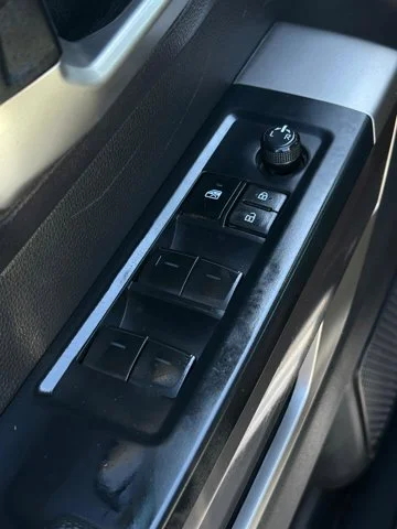 2023 Toyota Tundra SR5 – 5TFLA5DB1PX090358 – dariautosales (9)
