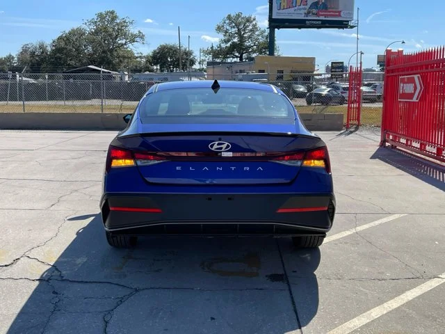 2025 Hyundai Elantra – KMHLM4DG3SU999401 – dariautosales (15)