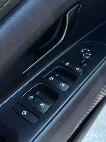 2025 Hyundai Elantra – KMHLM4DG3SU999401 – dariautosales (7)
