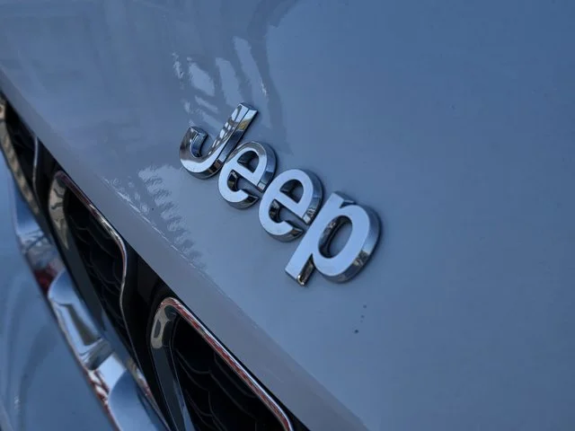 2023 Jeep Grand Cherokee – 1C4RJHAGXPC619454 – dariautosales (8)