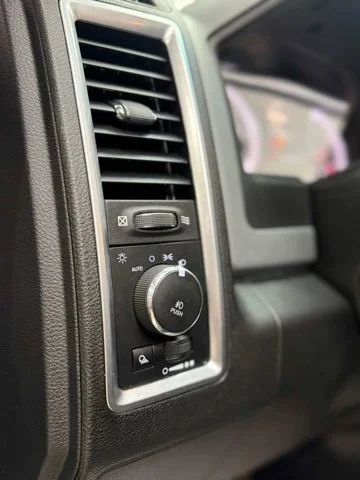 2020 RAM 1500 Classic – 1C6RR7GT9LS145298 – dariautosales (8)