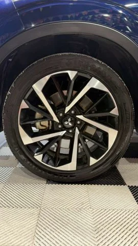 2024 Mitsubishi Outlander – JA4J4VA86RZ013848 – dariautosales (5)