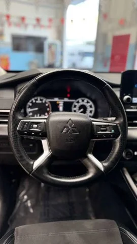2024 Mitsubishi Outlander – JA4J4VA86RZ013848 – dariautosales (6)