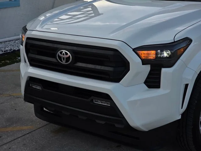 2024 Toyota Tacoma 2WD SR5